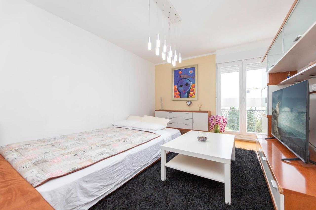 Darko Apartment *